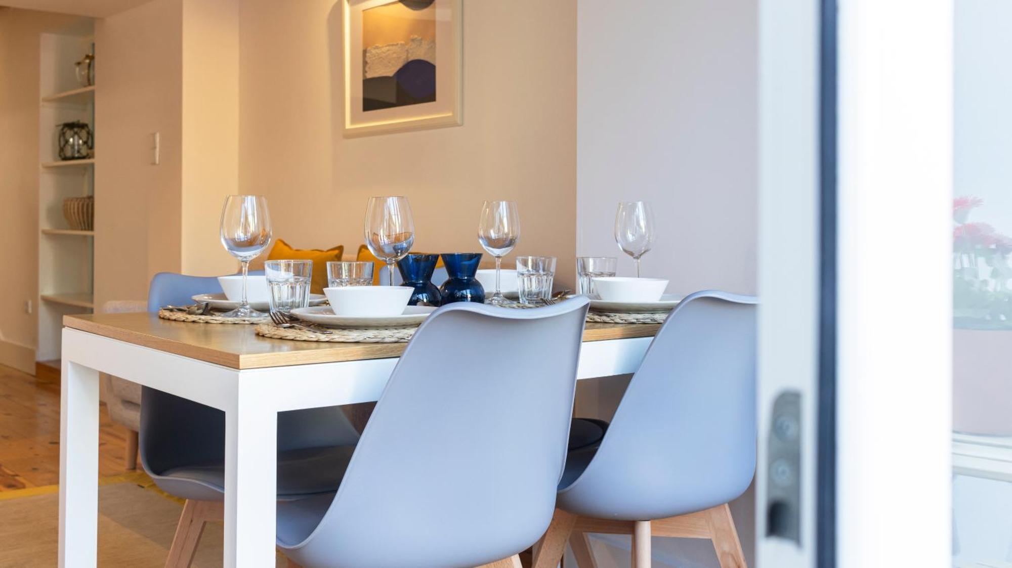 Appartement Center Duplex W Patio By Lovelystay