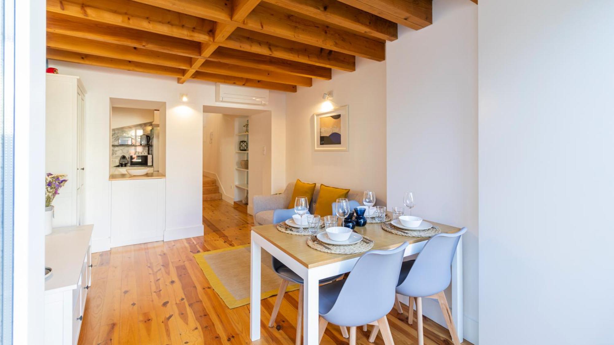 Center Duplex W Patio By Lovelystay * Oporto