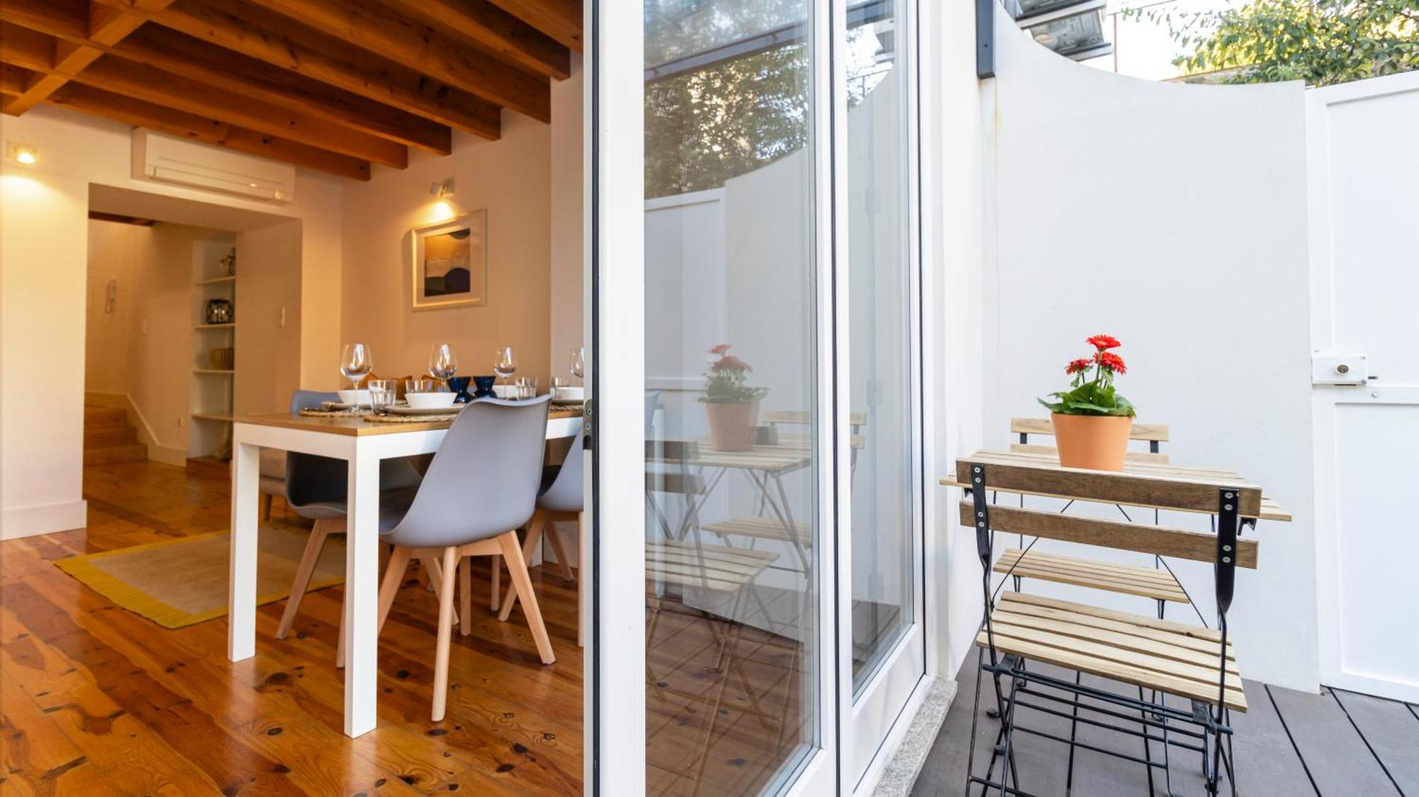 Center Duplex W Patio By Lovelystay Appartement